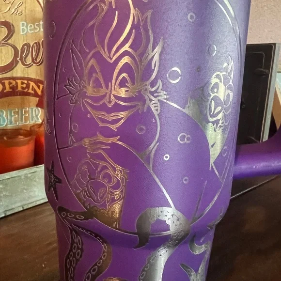 30oz STANLEY ENGRAVED URSULA THE SEA WITCH - Picture 7 of 7